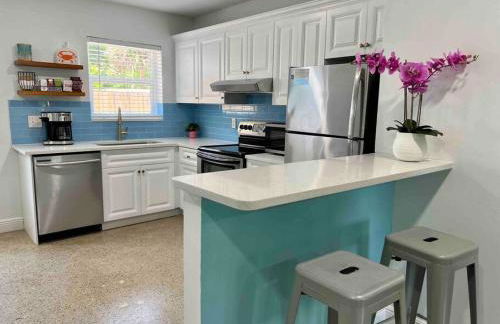 New! Tropical Hideaway near Beach! Tons of Parking - Photo 11