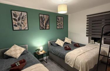 3 bed house, Free parking 9ppl - Foto 12