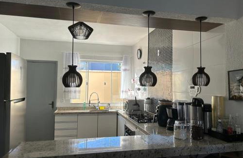 Casa com piscina, grande e espaçosa no Condomínio dos Pássaros - Foto 49