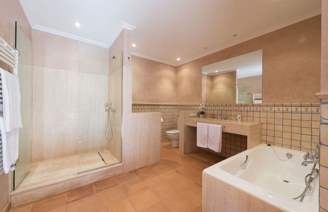 Circe in Fornalutx With 4 Bedrooms and 4 Bathrooms - Photo 24