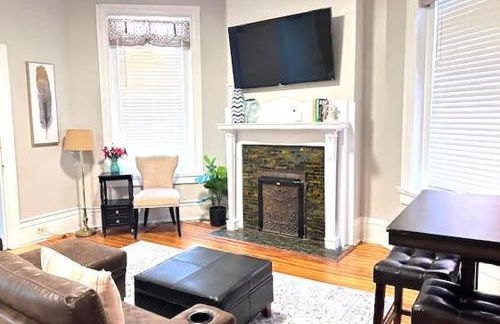 Urban Bloom King Bed 2TVs Free Parking Museums - Foto 3