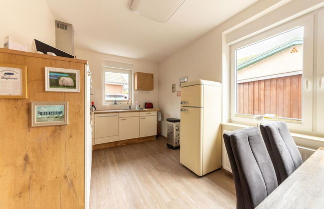 Modernes Ferienhaus mit Sauna in Wiek am Meer - Foto 7