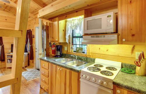 Hendersonville Cabin Near Hiking and Waterfalls! - Foto 10