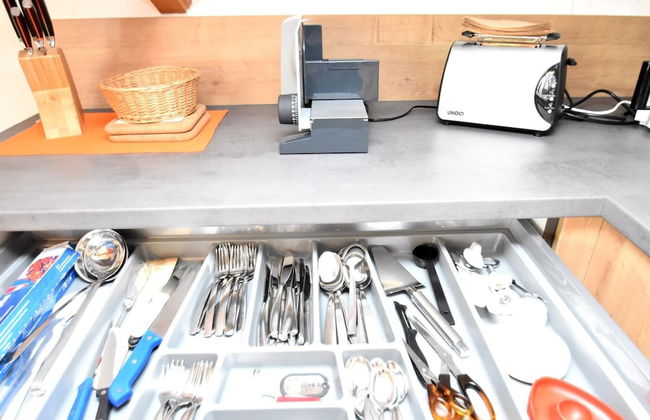 Scenic Apartment With Balcony, Garden, Deckchairs, Barbecue - Foto 10