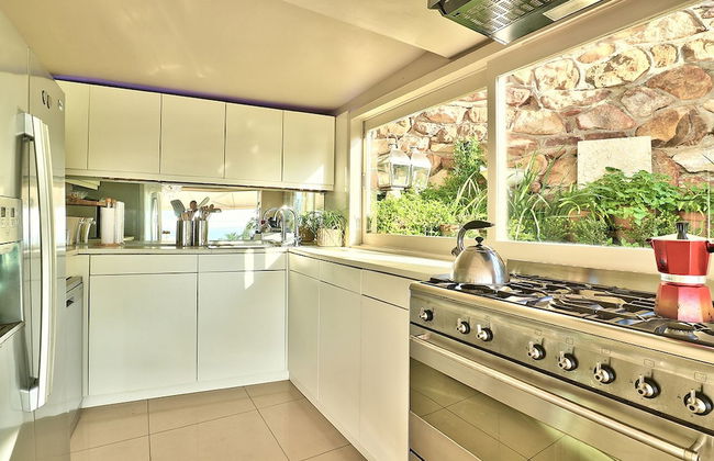 Clifton Bungalow - Photo 12