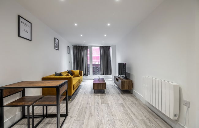 Remarkable 2-bed Apartment in Camberley - Foto 1