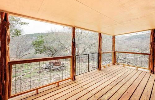 Fire Pit, Views Peaceful Texas Hill Country Cabin - Foto 15