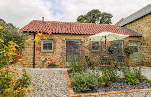 Wallerthwaite Barn Cottage - Photo 3