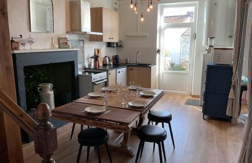 CHARMANTE MAISON 1900 classée 3 étoiles avec terrasse vue sur les toits - Foto 3