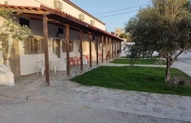 Almmos mezzanine apartments Kalamaki - Foto 1