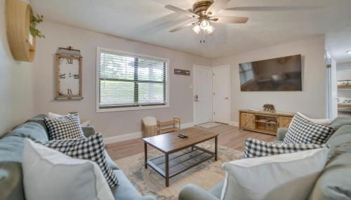 Kodak Getaway with Covered Decks and Game Room! - Foto 5