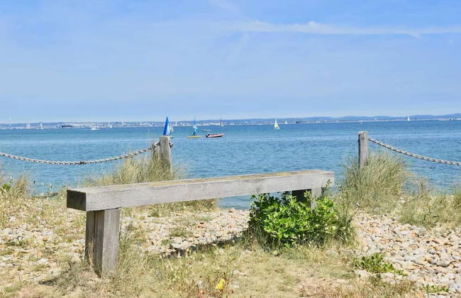 Solent Landing No 12A - Beachfront - Foto 15