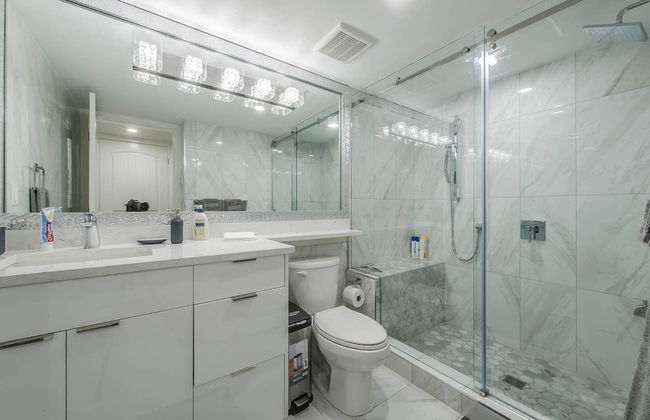 Private Luxurious Suite for Beach Getaway - Photo 13