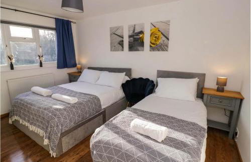 Leamington Spa House with 4 Bedrooms - Foto 8