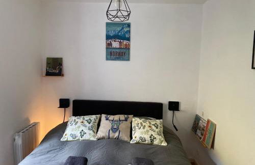 AU 47 ALLÉES D'ETIGNY - CENTRAL & STANDING - avec parking - Linge de lit et de toilette inclus - Foto 41