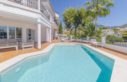 Villa No. 7 - Photo 1