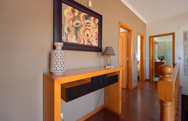 Aroeira Villa Sleeps 10 With Pool - Foto 28