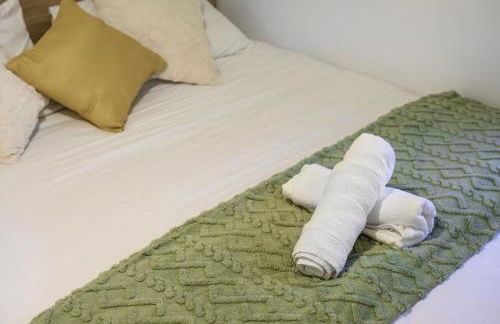 Spacious 5-Bed Apartment for Groups · Free Parking - Foto 24