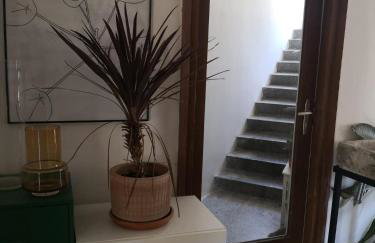 Centrally Chic Studio - Photo 19