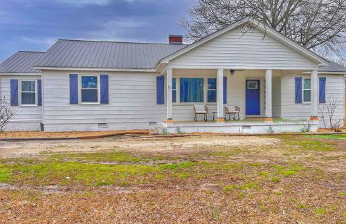 Family Retreat Prime Location in Decatur - Photo 33