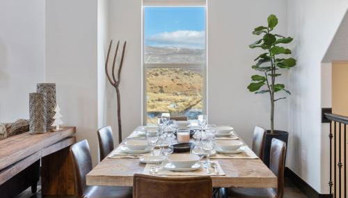 Pvt Hot Tub, Game Rm, Fire Pit, 12 Min Ski and PC - Photo 4