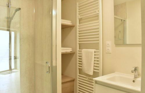 Gîte La Mancellière - Maison familiale 12-15 pers, grand jardin, jeux & pétanque - Pleine nature - Foto 20