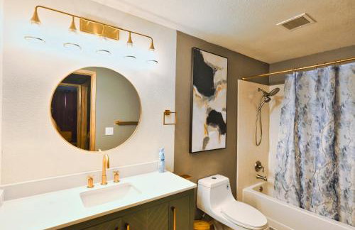 Exquisite jazzy warm deco nearby the Strip - Top 15 Best Vegas Vacation Home recommended by Conde Nast Traveler - Foto 13