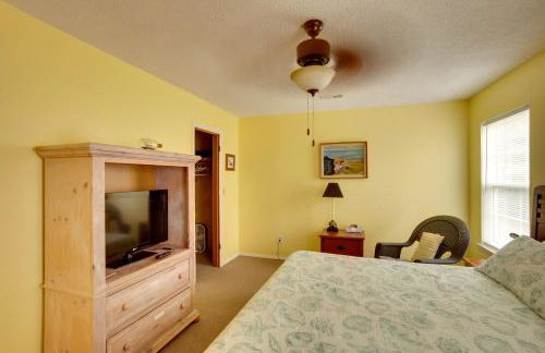 Downtown Home with Yard and BBQ - 6 Mi to Downtown! - Photo 12