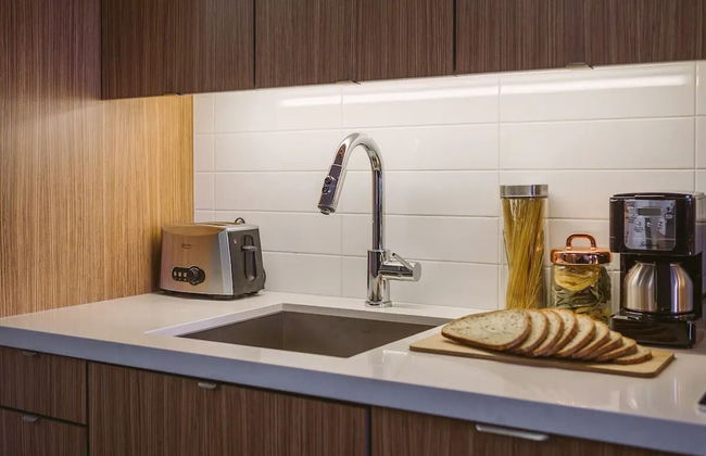 The Madison Front Street - Foto 24