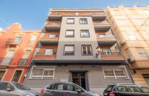 Modern, Stylish Apartment - Photo 23