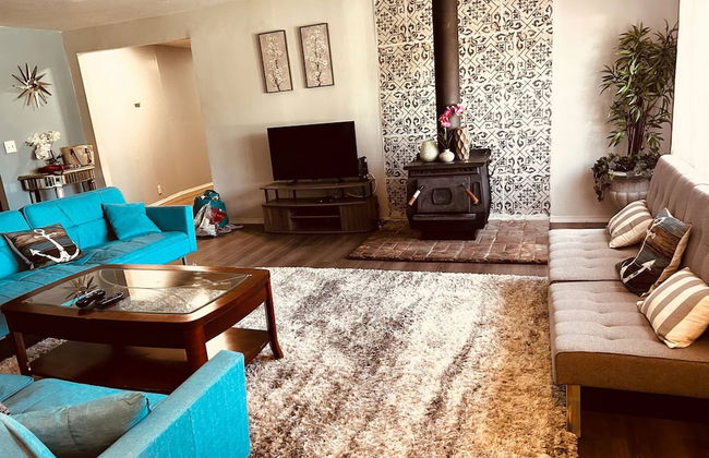 Lake Isabella Cozy Stay - Photo 9