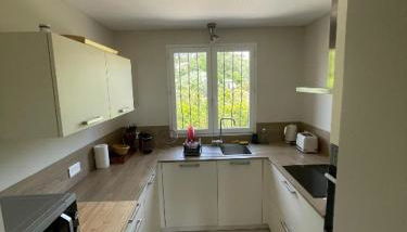 Appartement T3 proche centre et Renécros-Garage - Foto 5