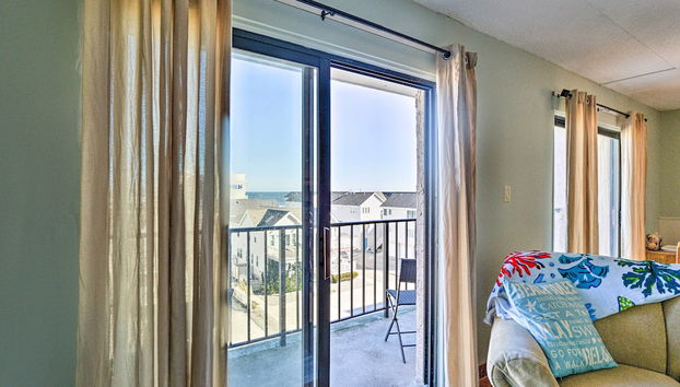 Simple North Wildwood Condo - Steps to Beach - Photo 3, Intérieur