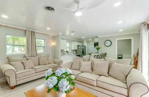 Peaceful Family Home with Patio in North Port! - Foto 6