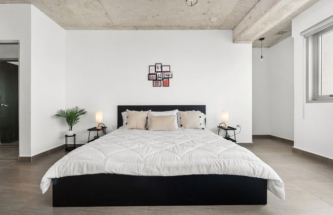 Otium Rentals Vacation Rental w Relaxing View - Photo 17