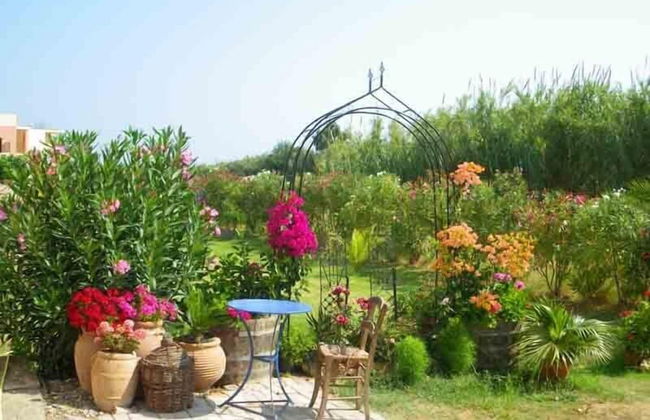 Villa Rita Apartments - Photo 32