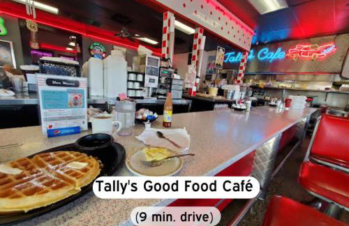 Stylish 1BR Near BOKCntr-Gym,Lounge,Balcony,Pet OK - Foto 7