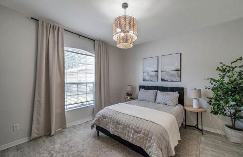 Large 5 bd home close to Beaches - Photo 49