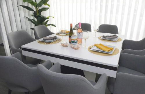 Ruhiges Modernes Haus Parkplatz WLAN Whirlpool - Foto 11