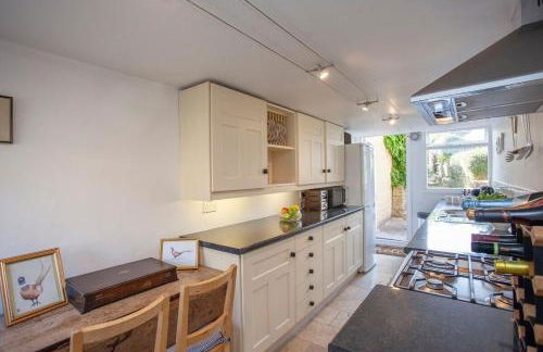 Charming Country House Nr Bath - Photo 61