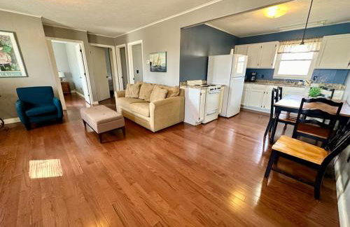 Cottage 16 Lees Ford Marina - Photo 5