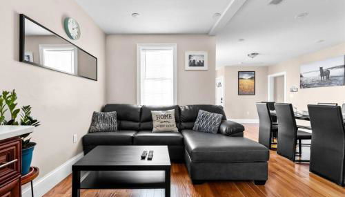 555-2 6BR Quincy - Spacious Apt near Perry Beach - Foto 3