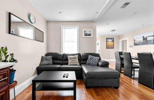 555-2 6BR Quincy - Spacious Apt near Perry Beach - Foto 3