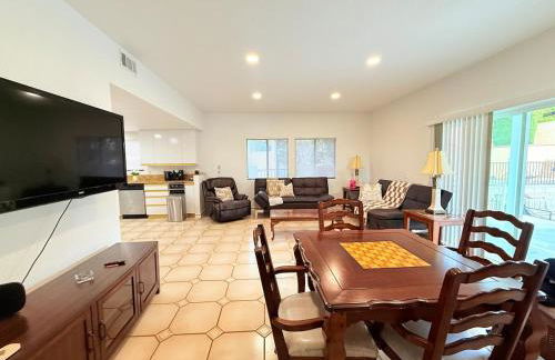 6BR5BA Hot Tub Steps to Beach Parking Pet Friendly - Foto 71