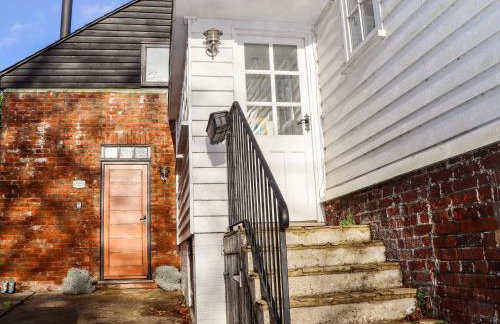 Tillingham View - Photo 1