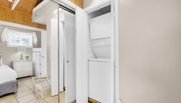 Walking on Sunshine - Foto 3, Camera