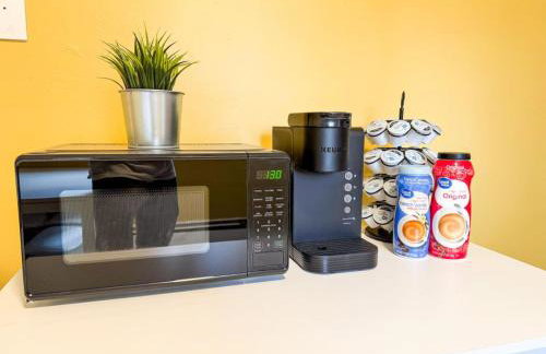 8 Large Apartments with 12 Bedrooms and Parking and WIFI - Foto 65