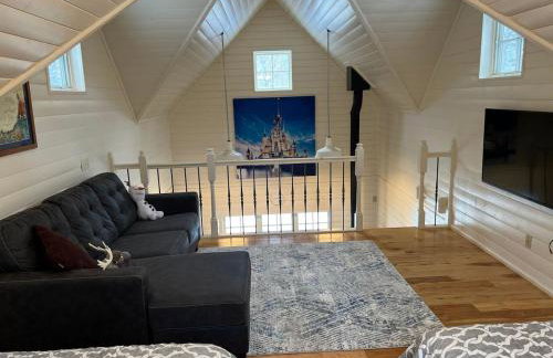 25-Bed, Amenity-Rich Estate in a Private Forest - Foto 69