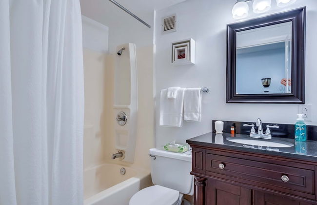 Uhost AI 2BR Condo w Balcony Great Views - Foto 27