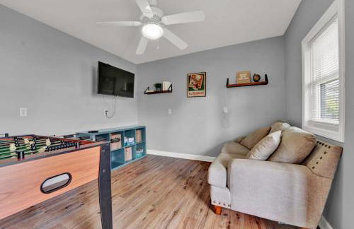 Luxury Bathroom Home with Game Room 25 Mins to PCB - Foto 24